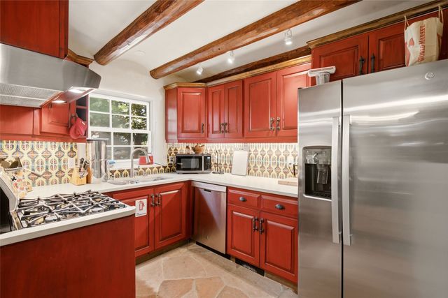 797 Camino Del Monte Sol, Santa Fe, NM 87505