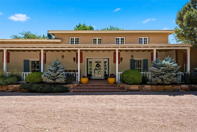 797 Camino Del Monte Sol, Santa Fe, NM 87505