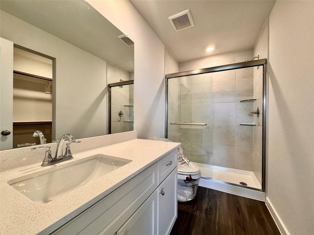 131 County Road 5102 B, Cleveland, TX 77327
