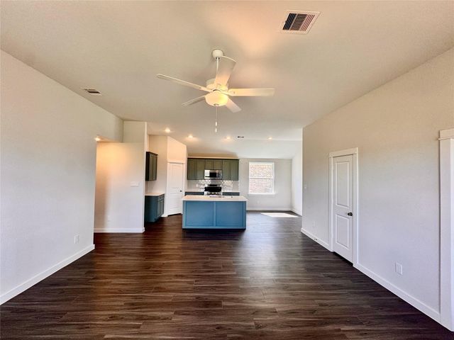 131 County Road 5102 B, Cleveland, TX 77327