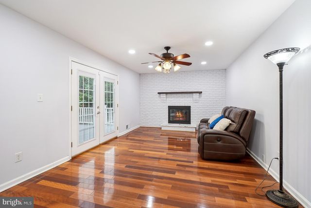 28 REDDING RIDGE DR, N Potomac, MD 20878