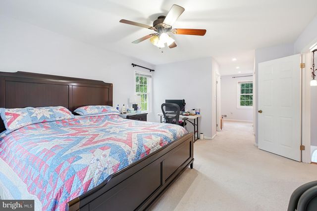 28 REDDING RIDGE DR, N Potomac, MD 20878