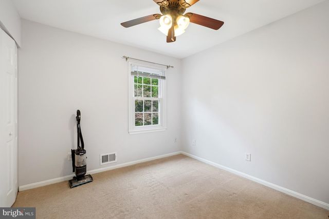 28 REDDING RIDGE DR, N Potomac, MD 20878