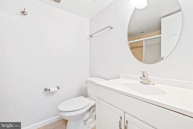 28 REDDING RIDGE DR, N Potomac, MD 20878