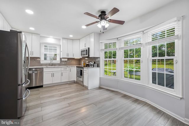 28 REDDING RIDGE DR, N Potomac, MD 20878