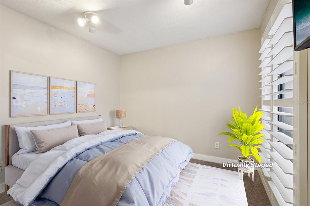 Image 18 of property listing at 4234 GOLF CLUB LANE, Tampa, FL 33618