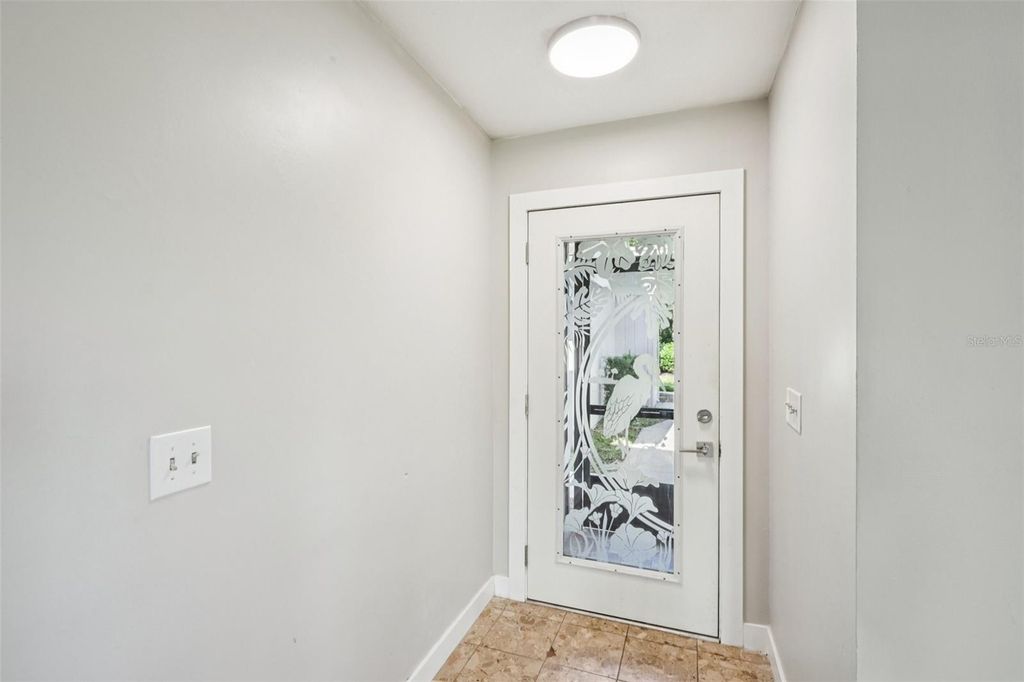 Image 3 of property listing at 4234 GOLF CLUB LANE, Tampa, FL 33618