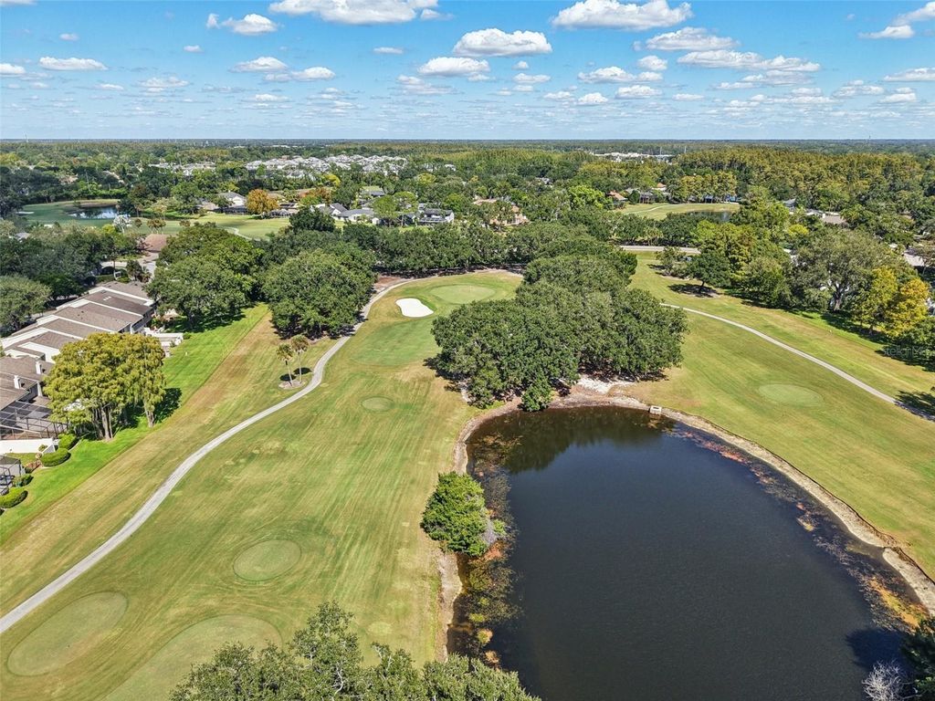 Image 32 of property listing at 4234 GOLF CLUB LANE, Tampa, FL 33618