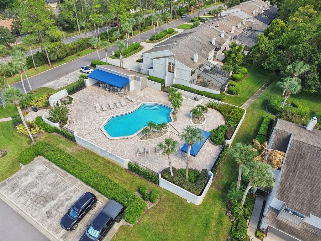 Image 35 of property listing at 4234 GOLF CLUB LANE, Tampa, FL 33618