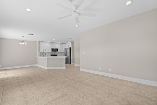 4250 NW 1st Place, Deerfield Beach, FL 33442