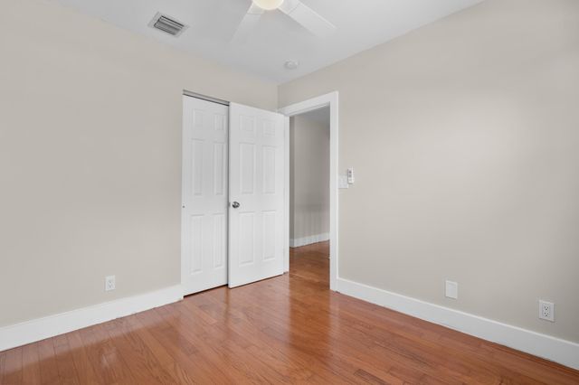 4250 NW 1st Place, Deerfield Beach, FL 33442