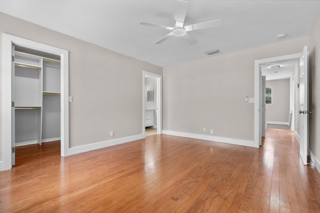 4250 NW 1st Place, Deerfield Beach, FL 33442