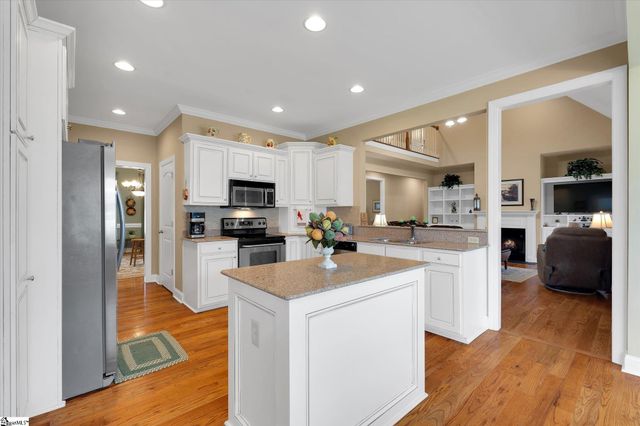 101 Edens Garden Way, Six Mile, SC 29682