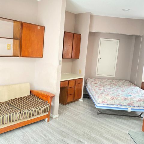 7901 Cambridge Street 36, Houston, TX 77054