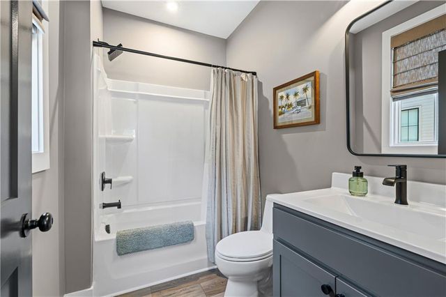 123 Beardon SE Circle 8, Atlanta, GA 30316