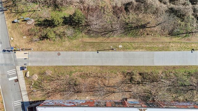 123 Beardon SE Circle 8, Atlanta, GA 30316