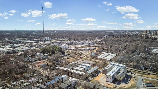 123 Beardon SE Circle 8, Atlanta, GA 30316