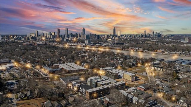 123 Beardon SE Circle 8, Atlanta, GA 30316