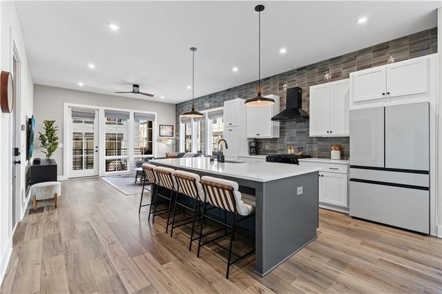 123 Beardon SE Circle 8, Atlanta, GA 30316