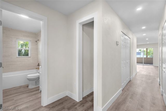 1284 Rainbow CT, Naples, FL 34110