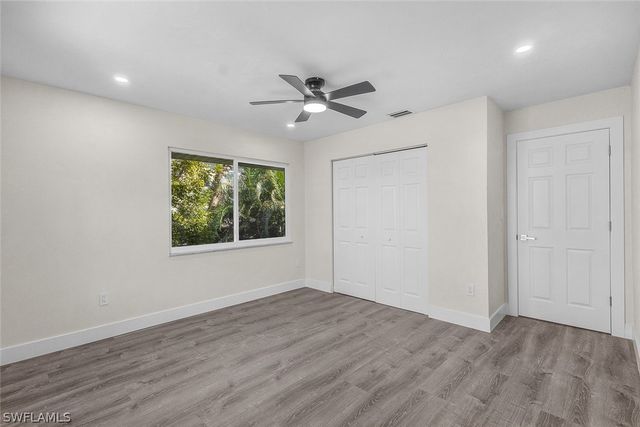 1284 Rainbow CT, Naples, FL 34110