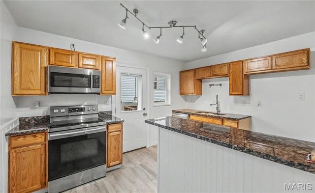 709 E 6th Street, Rolla, MO 65401