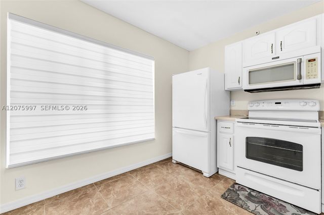 127 NW 108th Ave 643L, Pembroke Pines, FL 33026