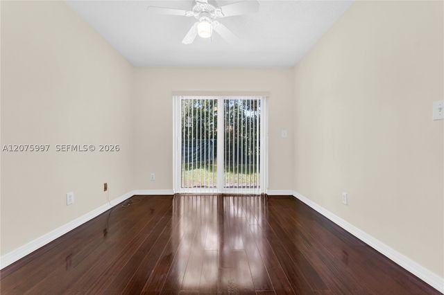 127 NW 108th Ave 643L, Pembroke Pines, FL 33026