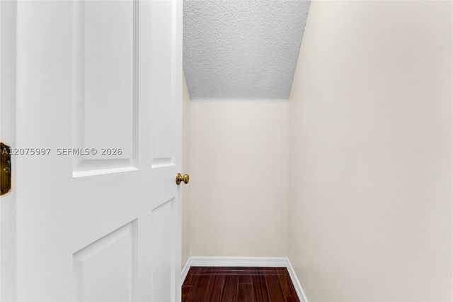 127 NW 108th Ave 643L, Pembroke Pines, FL 33026