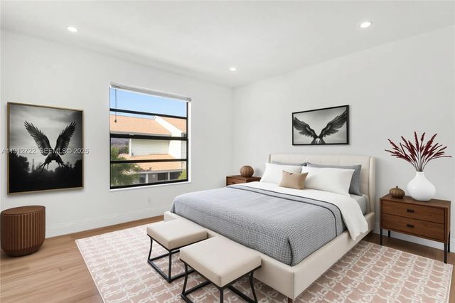 301 Lakewood Drive 8A, Jupiter, FL 33458