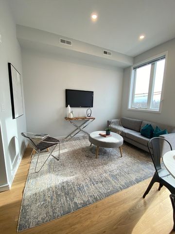 385 Pleasant St 15, Watertown, MA 02472