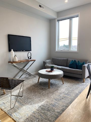 385 Pleasant St 15, Watertown, MA 02472