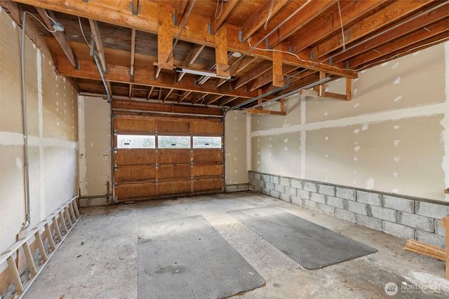 11040 NE Maine Street, Kingston, WA 98346