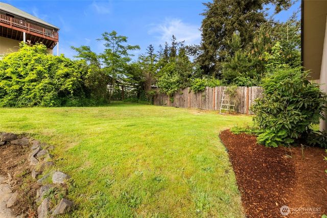 11040 NE Maine Street, Kingston, WA 98346