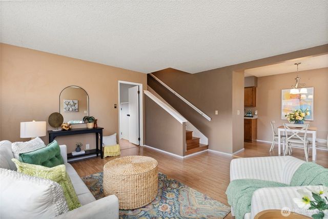 11040 NE Maine Street, Kingston, WA 98346