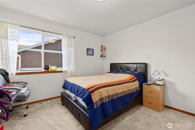 11226 2nd Avenue SE, Everett, WA 98208