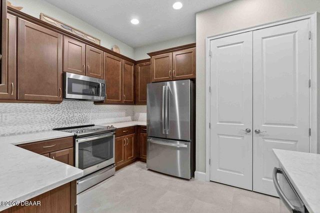 6346 Hanfield Drive, Port Orange, FL 32128