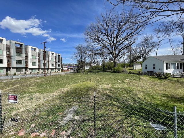 130 Oceola Ave, Nashville, TN 37209