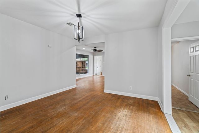 7511 Magnolia Street, Houston, TX 77023