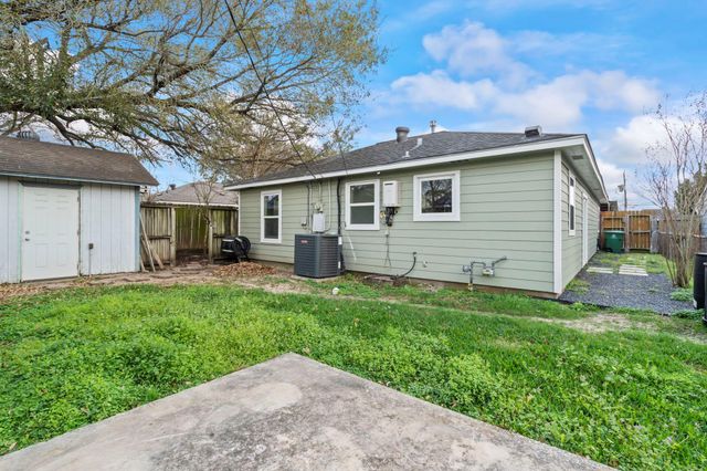 7511 Magnolia Street, Houston, TX 77023