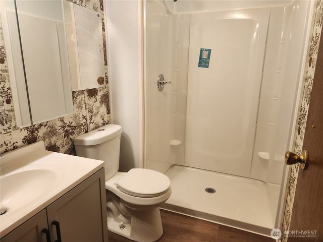 2430 Meadowlark Lane, Kelso, WA 98626