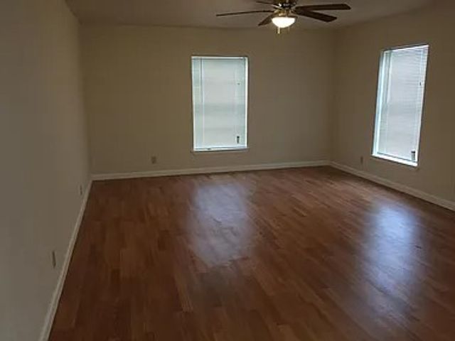 163 Hood Street, Cedar Hill, TX 75104