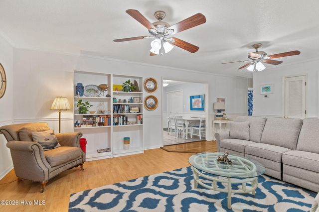 127 NW 18th Street, Oak Island, NC 28465