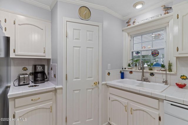 127 NW 18th Street, Oak Island, NC 28465