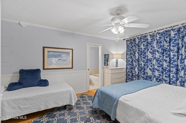 127 NW 18th Street, Oak Island, NC 28465