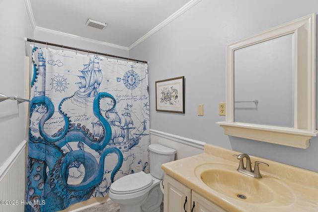 127 NW 18th Street, Oak Island, NC 28465