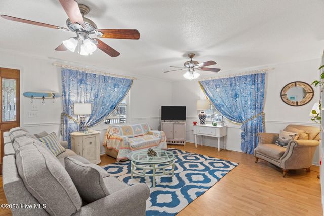 127 NW 18th Street, Oak Island, NC 28465