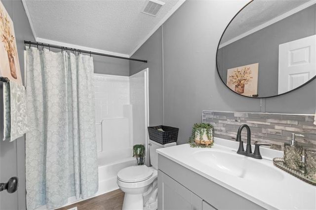 106 W Nance Springs Rd, Resaca, GA 30735