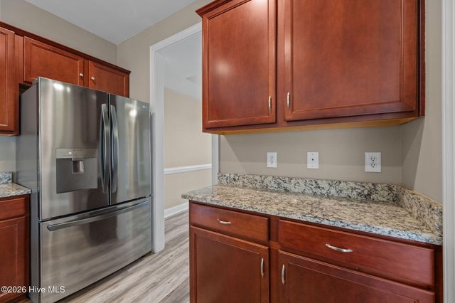 229 Wedgefield Circle, Maple Hill, NC 28454