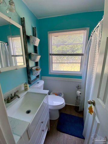 7201 Sachem Rd, Pensacola, FL 32506